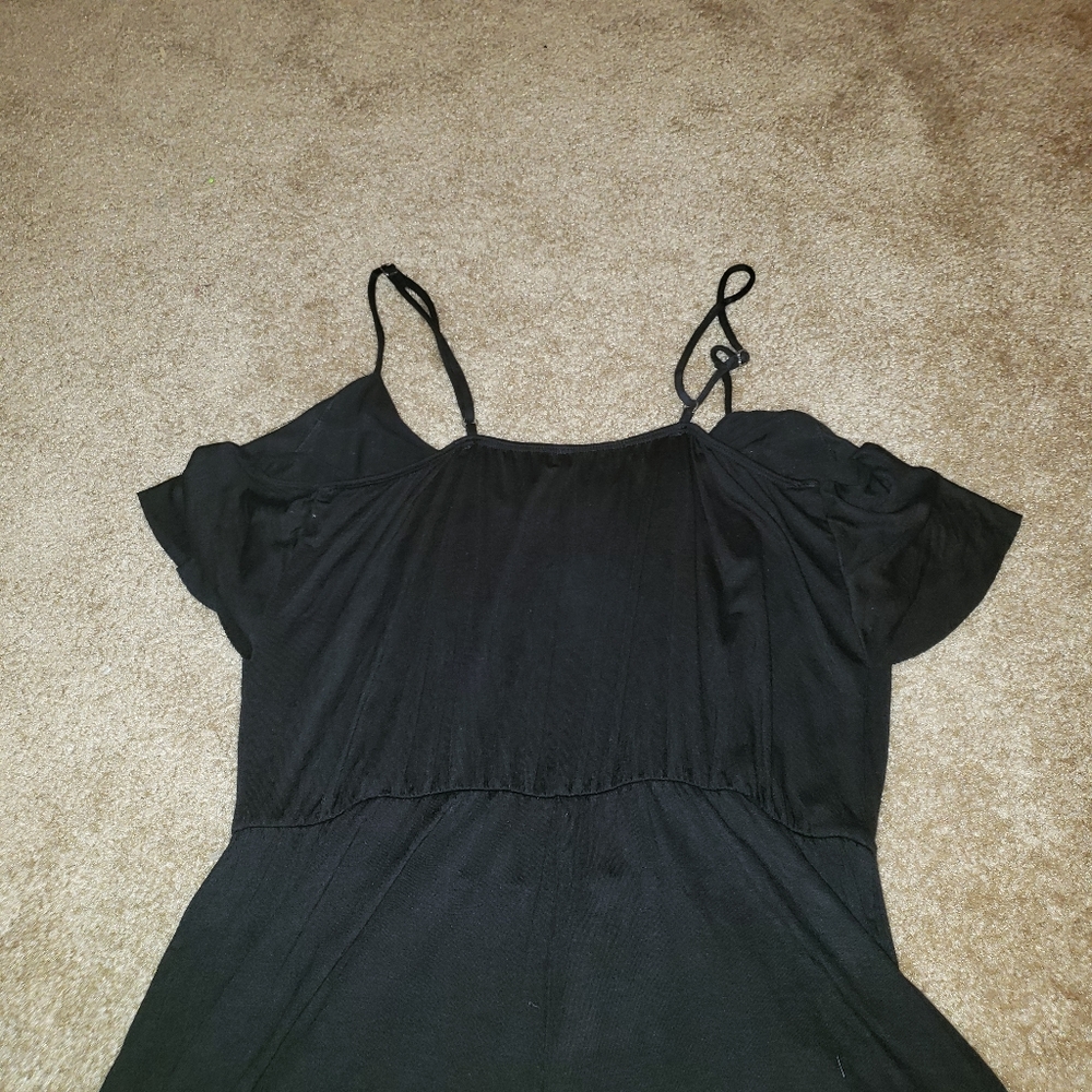 Romper - Picture 3 of 4